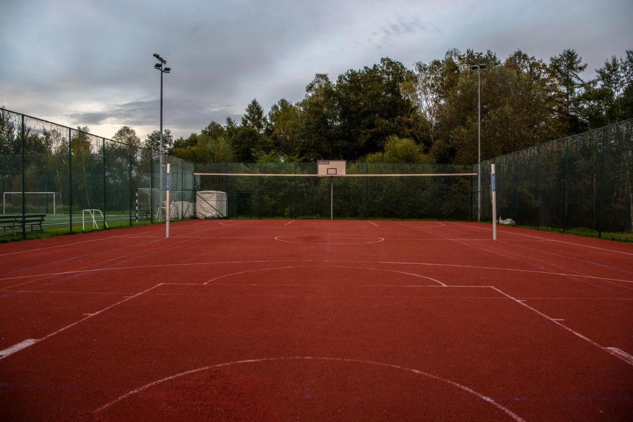 Pawilon Sportowo Turystyczny Kalwarianka Hostel Kalwaria Zebrzydowska Exterior photo